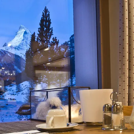 Hotel Plateau Rosa 3*