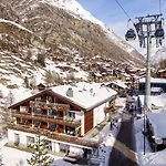 Plateau Rosa 3* زيرمات